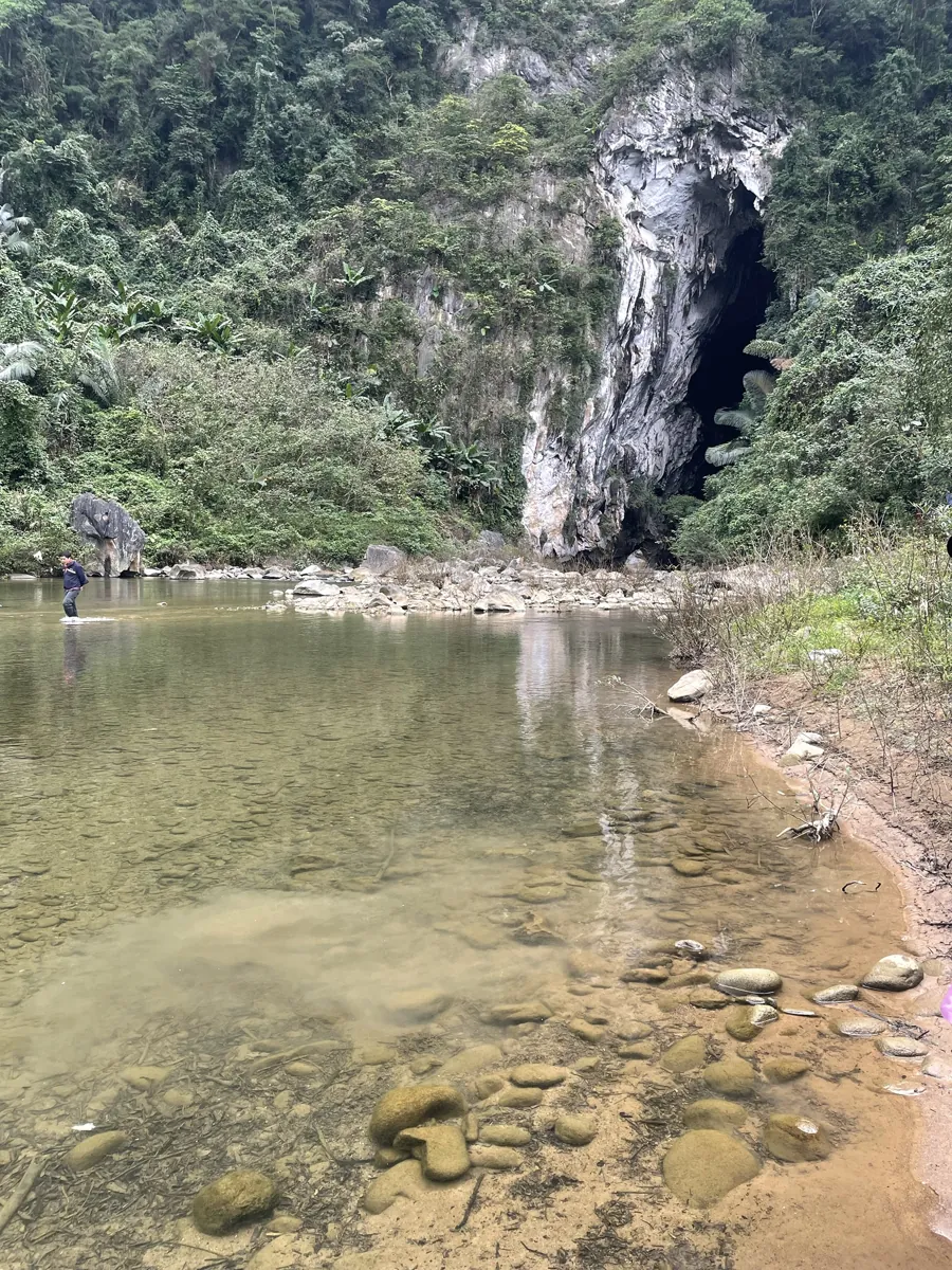 Hang Rục Mòn